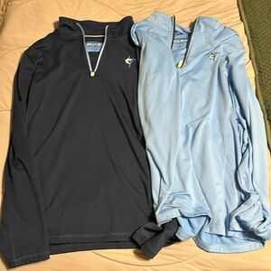 Like New. White Water 1/4 zip bundle. Size L